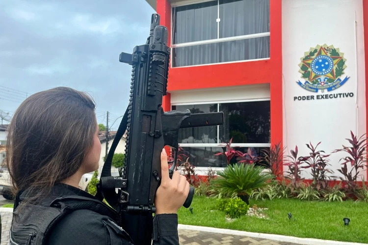 Operação Carta Marcada afasta secretário e servidora da prefeitura de Itagibá