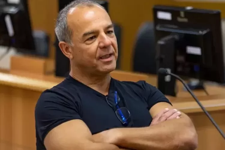 Justiça decide liberar Sérgio Cabral de prisão domiciliar no Rio de Janeiro