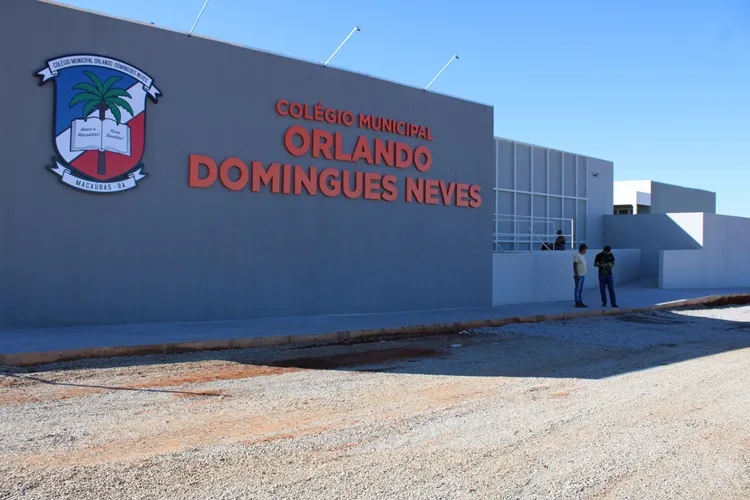 Inaugurada Escola Orlando Domingues Neves, um novo marco para a educação em Macaúbas