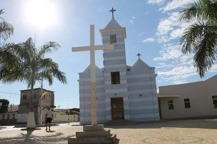 Lagoa Real: Pacientes cobram medicamentos na farmácia básica e no hospital