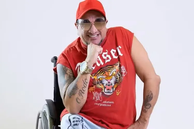 Cantor de pagode Kinho do Rodo morre após passar mal na casa de amigo