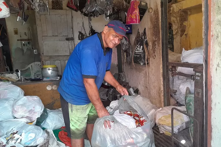 Brumado: Diminuição nos valores e sumiço de latinhas dificultam a vida dos catadores