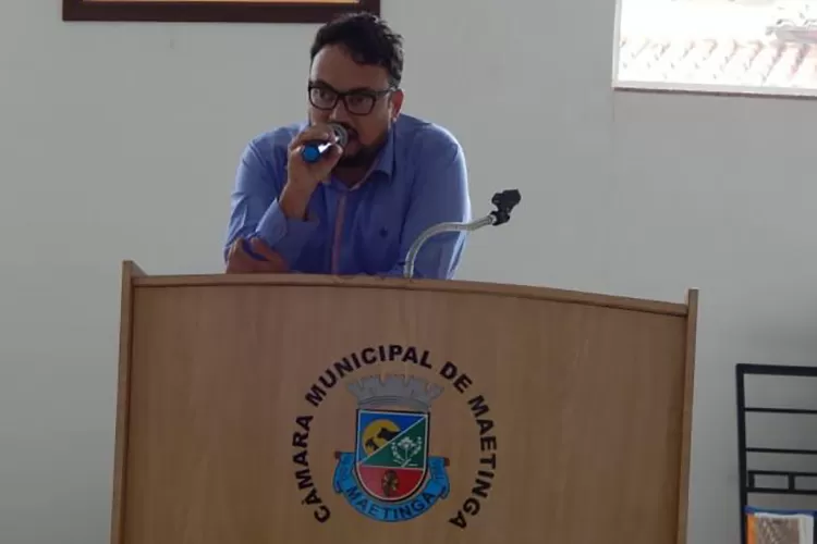 Maetinga: Vereador se desentende com homem em bar e tem rosto cortado com copo de vidro