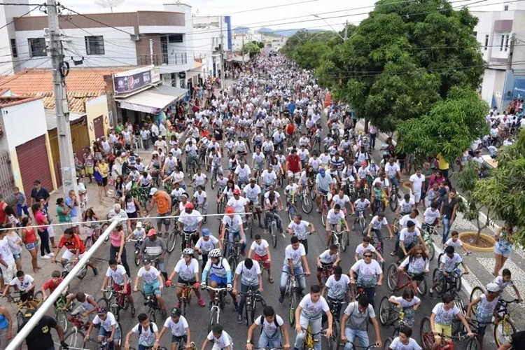 Guanambi: Arrecadações do passeio ciclístico serão investidos em projetos sociais do Rotary Club 