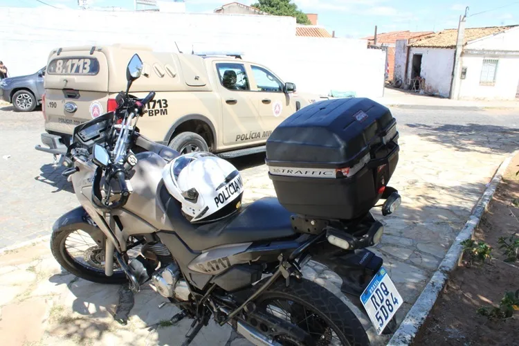 Guanambi: Jovem é agredido por bando com golpe de capacete e se esconde em matagal