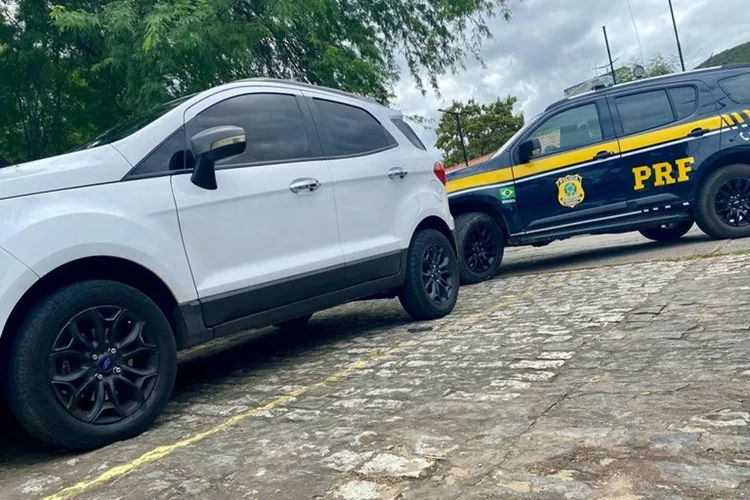 PRF recupera veículo com queixa de apropriação indébita em Jequié