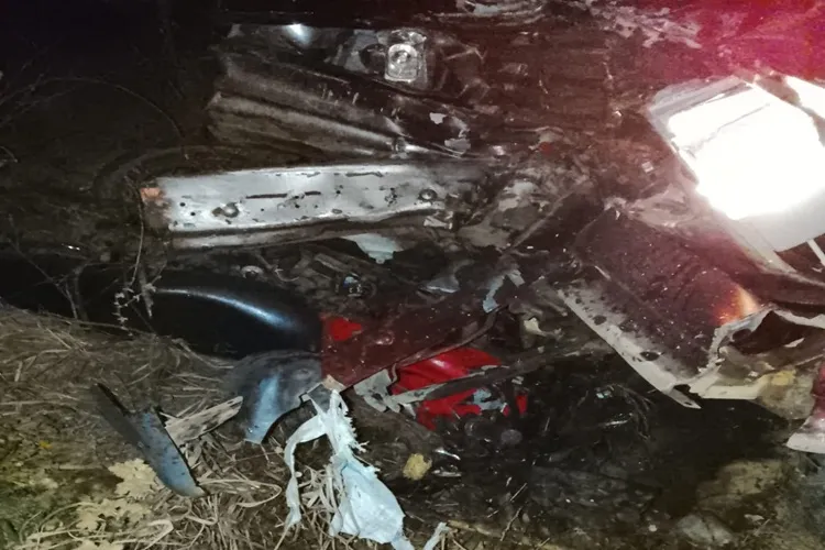 Tragédia na BA-026: Colisão entre moto e picape deixa dois mortos em Caculé