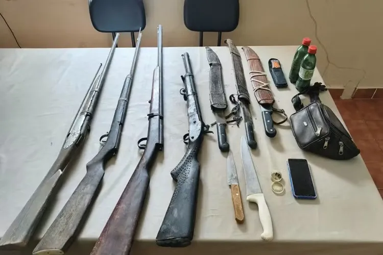 Homem é preso após ameaçar idoso durante disputa de terra em Santa Bárbara