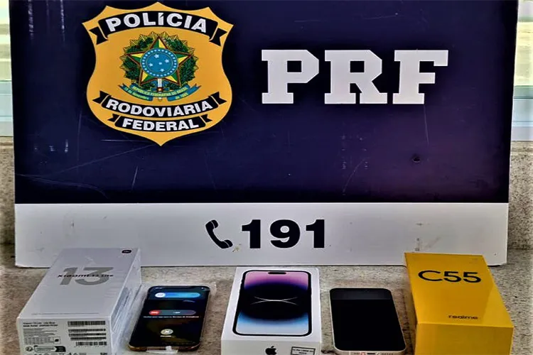 Maconha e celulares são apreendidos durante fiscalização em Vitória da Conquista