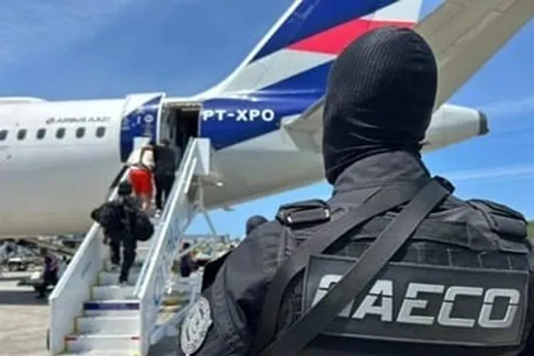 Líderes de facções na Bahia são transferidos para presídios federais de segurança máxima