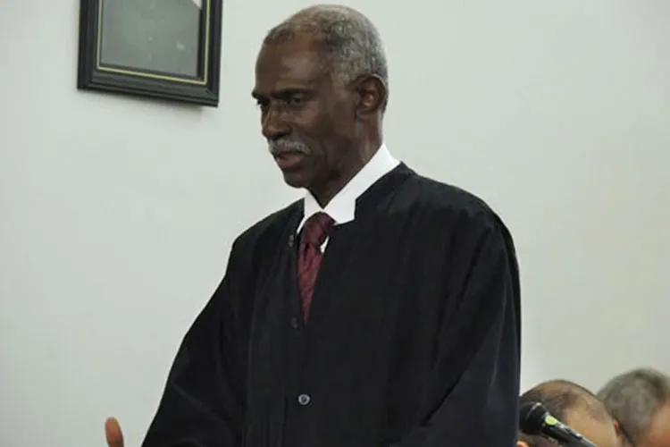 Advogado Custódio Lacerda lançará sua autobiografia em Brumado