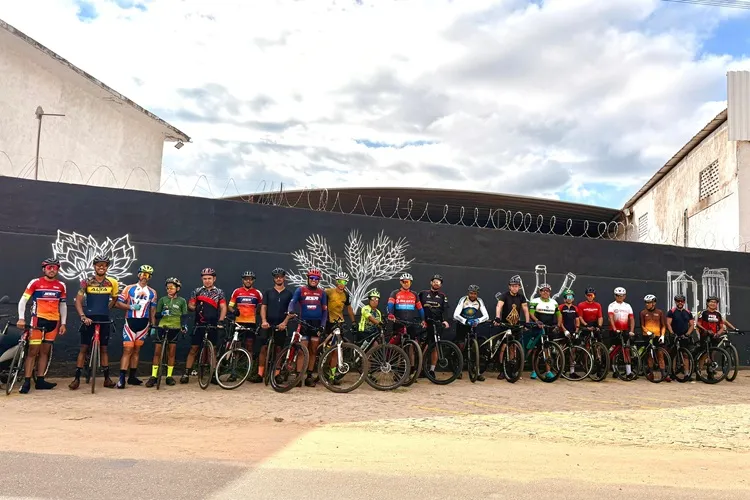 Brumado: Ciclistas pedem iluminação em pista para servir como centro de treinamento