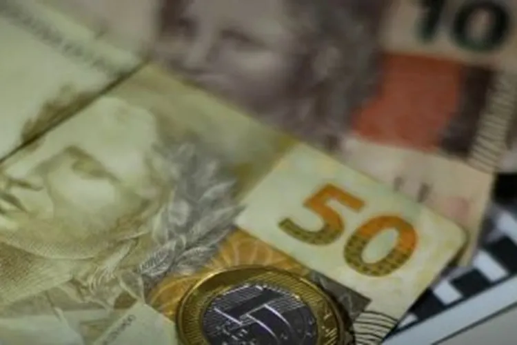 Dívida Pública sobe 1,91% em abril e encosta em R$ 8,8 trilhões