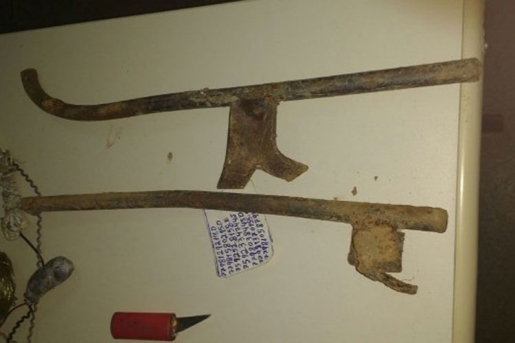 Polícia encontra celulares e ferramentas de fuga na delegacia de Brumado