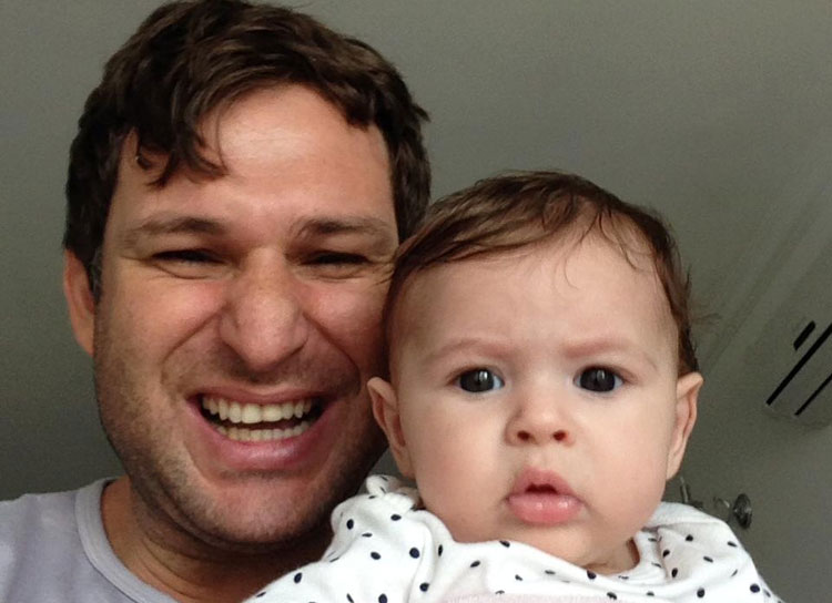 Mulher some com a filha após perder a guarda da criança