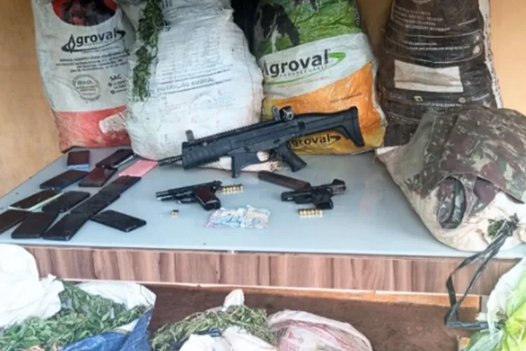 Operação integrada resulta com 3 mortes e 10 presos em Brotas de Macaúbas