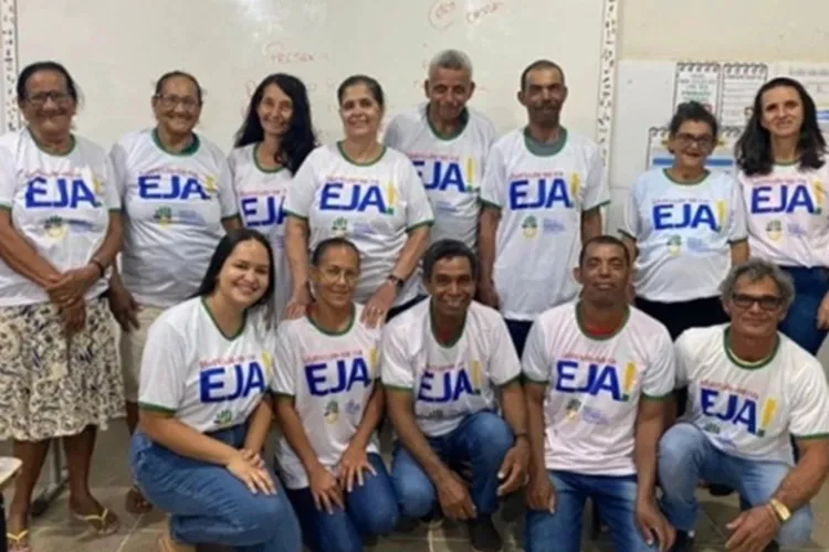 EJA eleva índice de alfabetização em Brumado, assistindo jovens, adultos e idosos