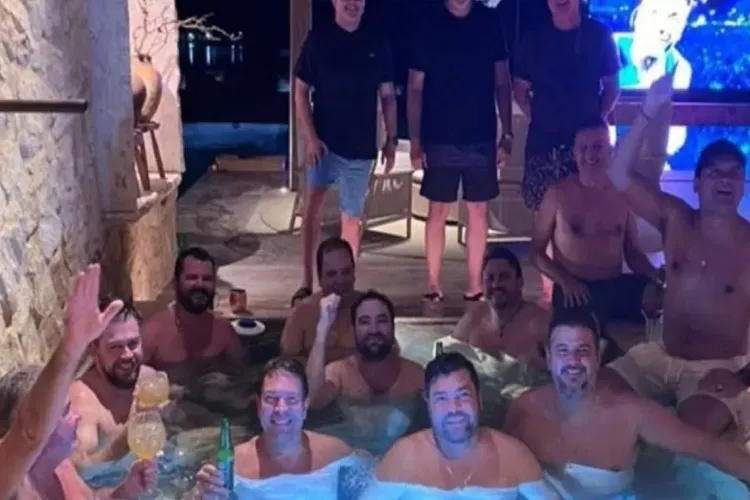Parlamentares baianos participam de 'festa da piscina' com investigado nas fraudes do INSS