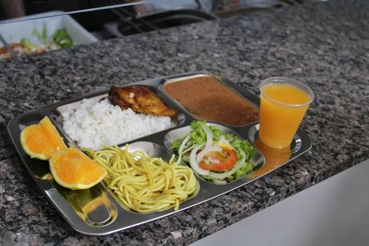 MP investiga denúncias sobre merenda escolar em colégio estadual de Vitória da Conquista