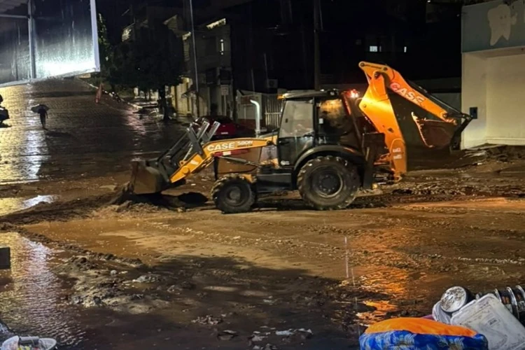 Chuvas: Com famílias desabrigadas, prefeitura vai decretar emergência em Macaúbas