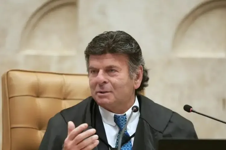 Luiz Fux derruba decisão de Flávio Dino sobre posts de Nossa Senhora Aparecida