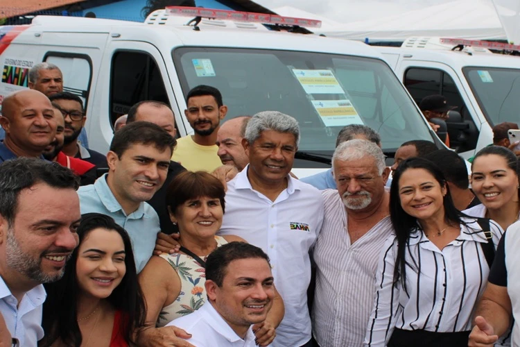 Governador Jerônimo Rodrigues entrega obras estruturantes em Ituaçu