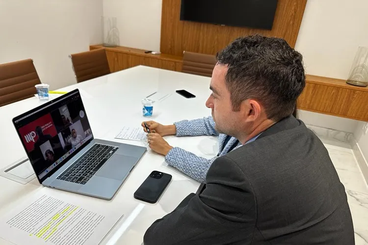 Brumado: 'Decreto de contingenciamento do prefeito é desumano', afirma Fabrício Abrantes