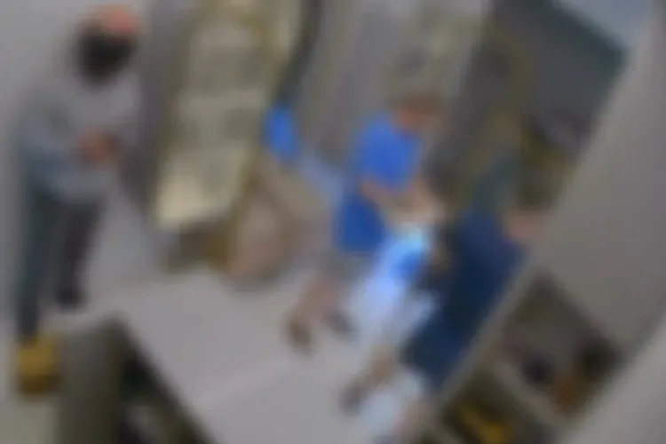 VÍDEO: Bandidos levam R$ 500 mil em joias e dinheiro em Livramento de Nossa Senhora