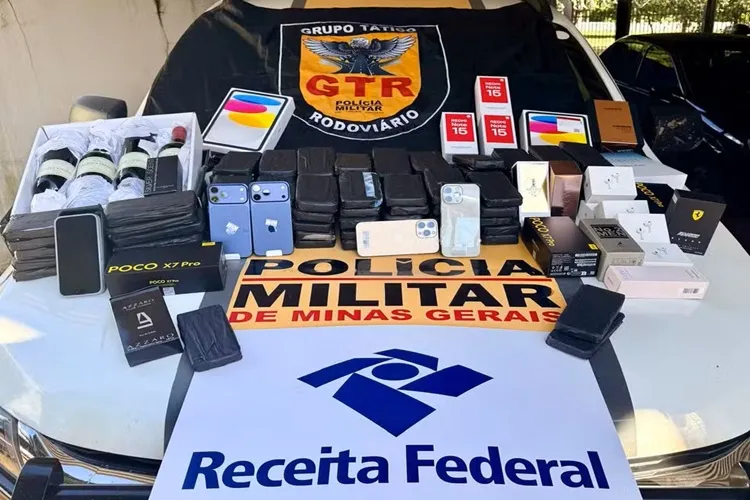 Vinhos e iPhones avaliados em R$ 1 milhão são encontrados escondidos em carro