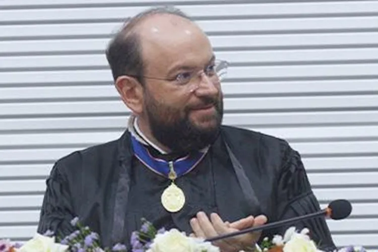 Maurício Kertzman é empossado e assume presidência do TRE-BA