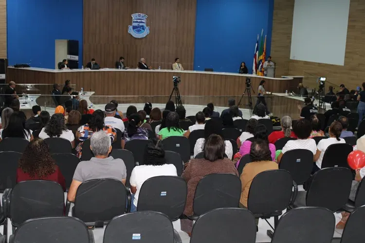 Pauta do Legislativo de Brumado reúne três projetos e 12 indicações nesta segunda (10)