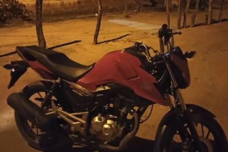 38ª CIPM recupera veículo com restrição de roubo na zona rural de Carinhanha