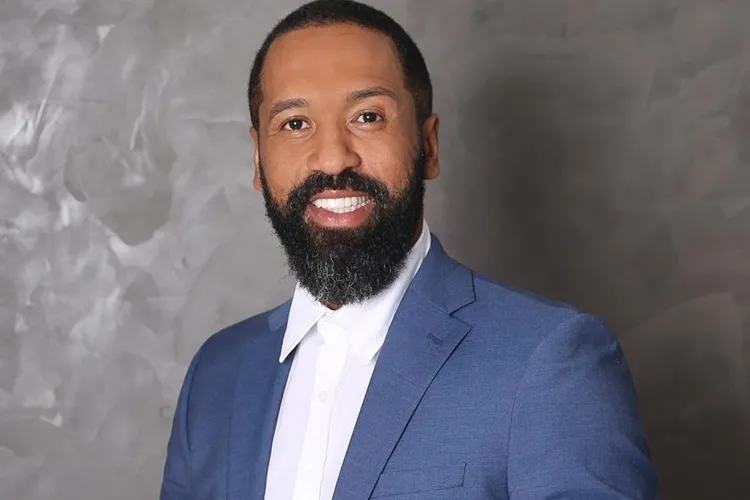 Brumado: Pastor Welisson Manfiny lança novo livro '5 Princípios Para a Vida'