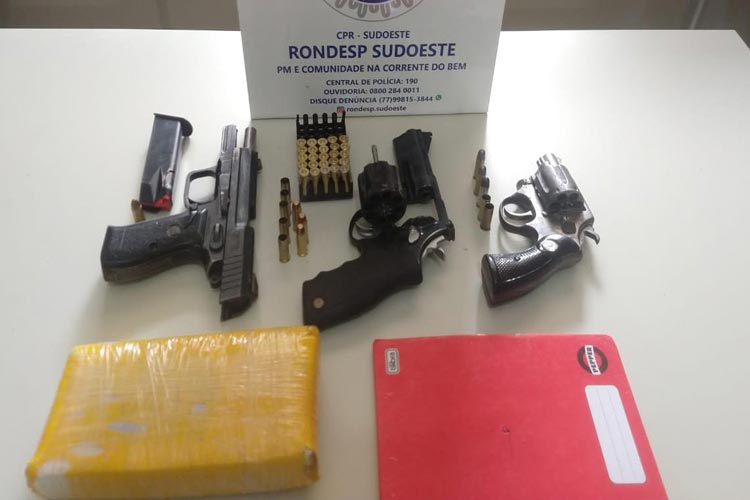 Três traficantes armados morrem em confronto com a Rondesp em Vitória da Conquista