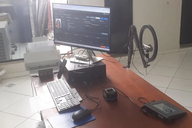 Macaúbas cobra envio de novos kits para atender demanda por emissão da CIN