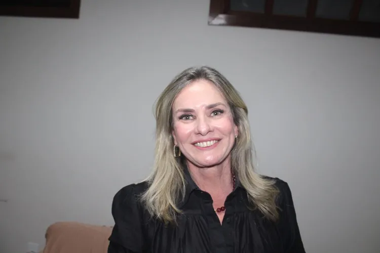 Ivana Bastos elogia Nal Azevedo, mas acredita em virada de Rodrigo Boa Sorte em Guanambi