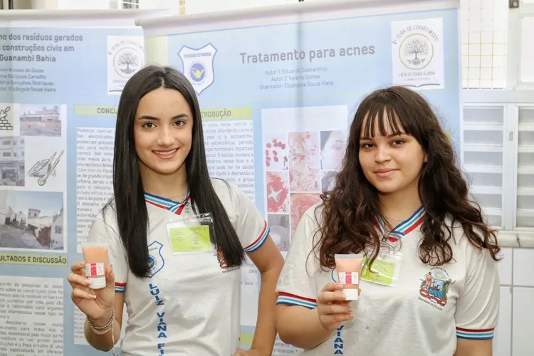 Estudantes desenvolvem creme antiacne à base de tomate-cereja em Guanambi