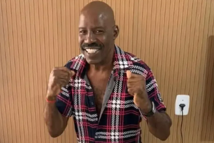 Reginaldo Holyfield é solto após audiência de custódia em Salvador