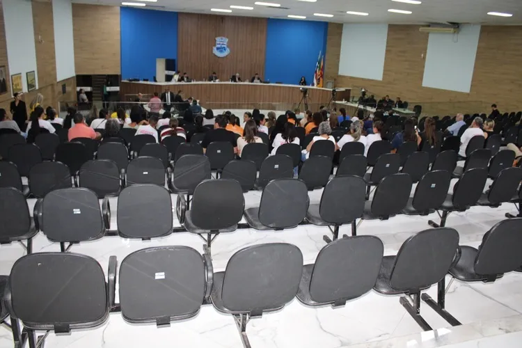 Veja os projetos e cobranças que entram na pauta da Câmara de Brumado nesta segunda (08)