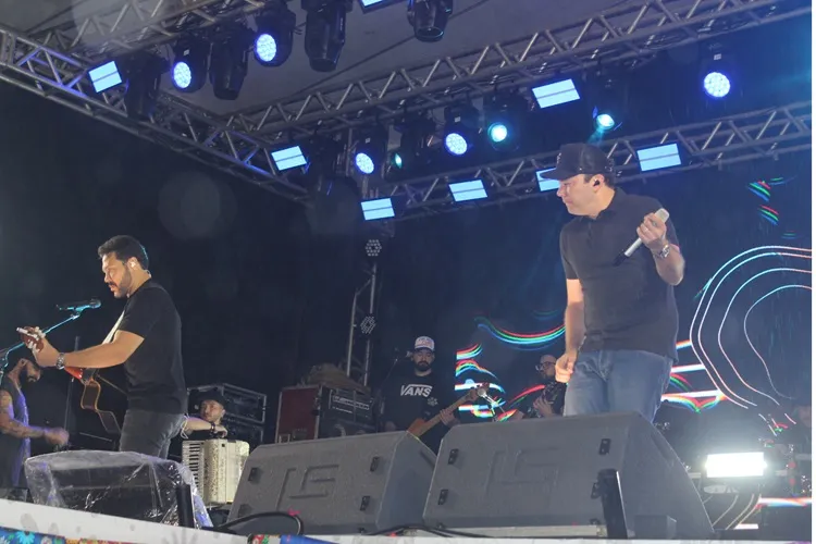 'Fomos contagiados pela energia de Brumado', afirmam João Bosco e Vinícius