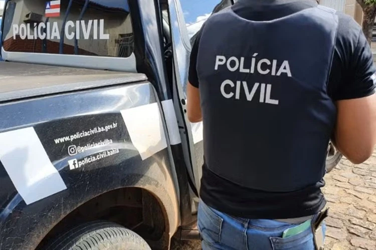 Babá é presa suspeita de violentar criança de 3 anos em Feira de Santana