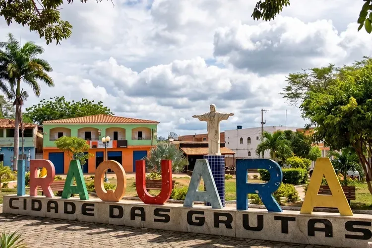 Justiça determina afastamento de presidente da Câmara de Iraquara