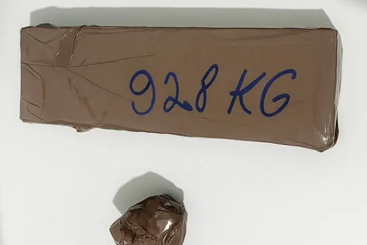 4ª CIPM apreende quase 1 kg de drogas e apreende dois menores em Rio do Pires