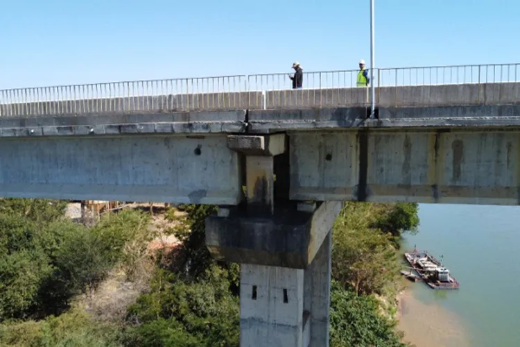 Malhada: DNIT usa drone para vistoriar Ponte Guimarães Rosa após alerta de abelhas na BR-030