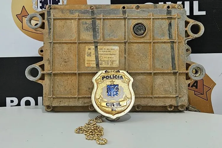 Ex-funcionário usa uniforme para invadir empresa e furtar peça de R$ 7 mil em Vitória da Conquista