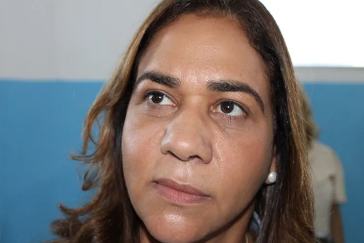 Roberta Santana pontua carências de um Hospital Regional na região de Brumado