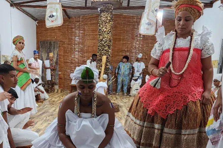 Brumado: Ialorixá Patrícia de Oyá fala sobre intolerância religiosa e rejeição de cristãos