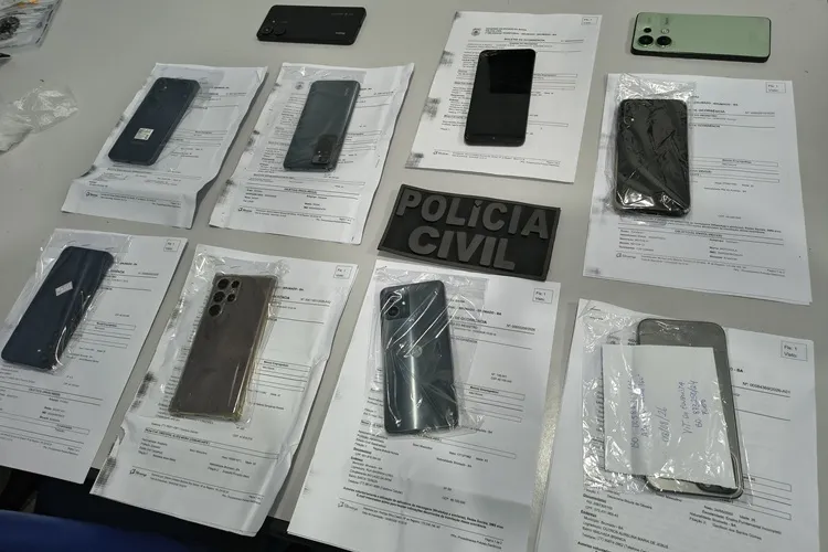 Operação Mobile recupera e devolve celulares a proprietários na microrregião de Brumado