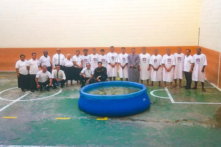 Ministério Carcerário Adventista já batizou 100 internos no Conjunto Penal de Brumado