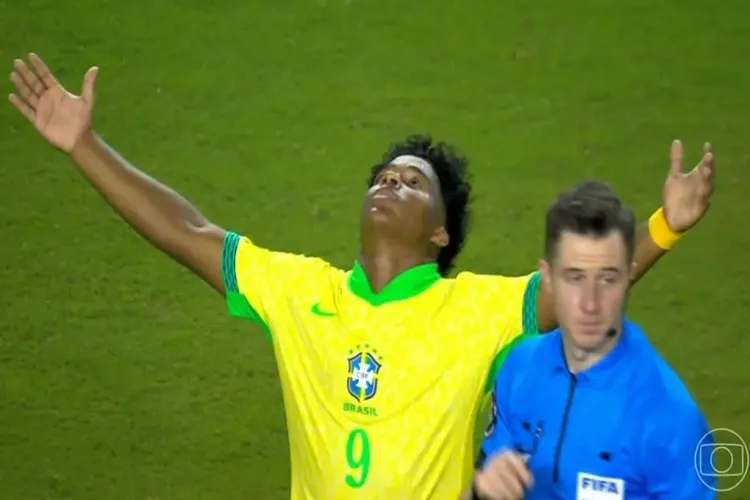 Com brilho de Endrick nos acréscimos, Brasil vence o México em amistoso